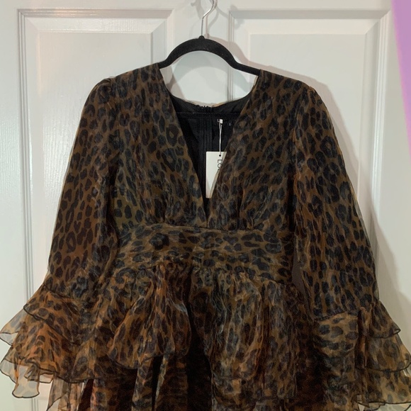 Loragal Leopard Print Deep V Neck Ruffle Mini Dress Size Small NW - Picture 3 of 10
